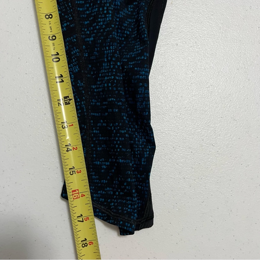 Lululemon Crop Leggings - Picture 10 of 10